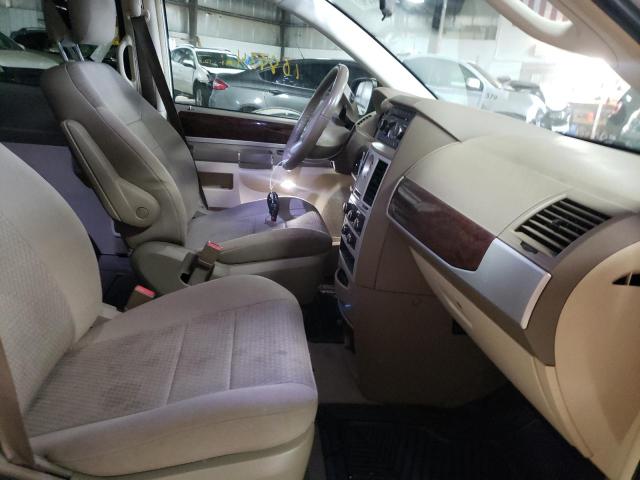 Photo 5 from auction – 2010 CHRYSLER TOWN & COU with VIN 2A4RR5DX4AR464508