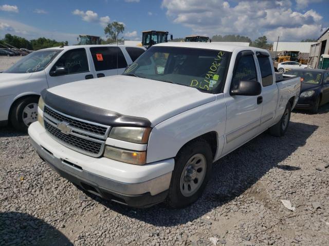 Photo 2 from auction – 2006 CHEVROLET SILVERADO with VIN 1GCEC19Z36Z235761