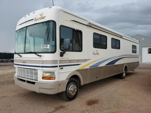 Photo 2 from auction – 2002 FLEE BOUNDER with VIN 5B4MP67G223337909