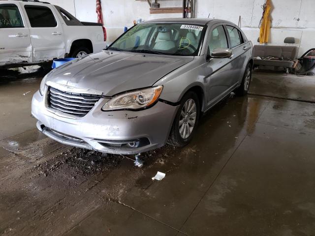 Photo 2 from auction – 2013 CHRYSLER 200 LIMITE with VIN 1C3CCBCG0DN525954
