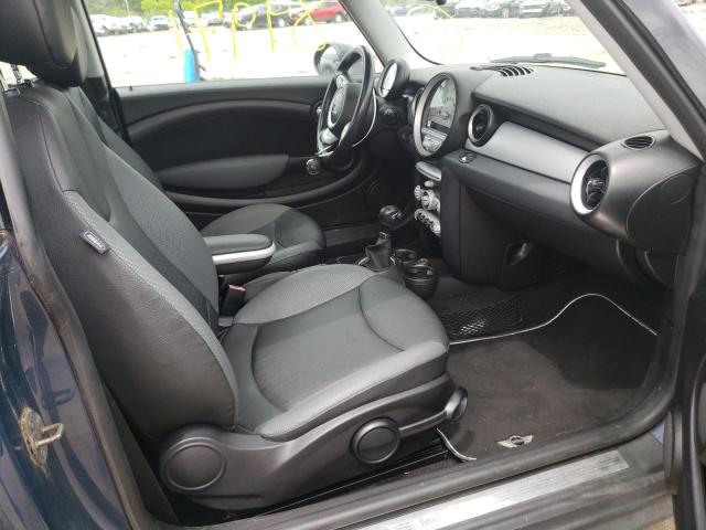Photo 5 from auction – 2010 MINI COOPER with VIN WMWMF3C5XATZ25620