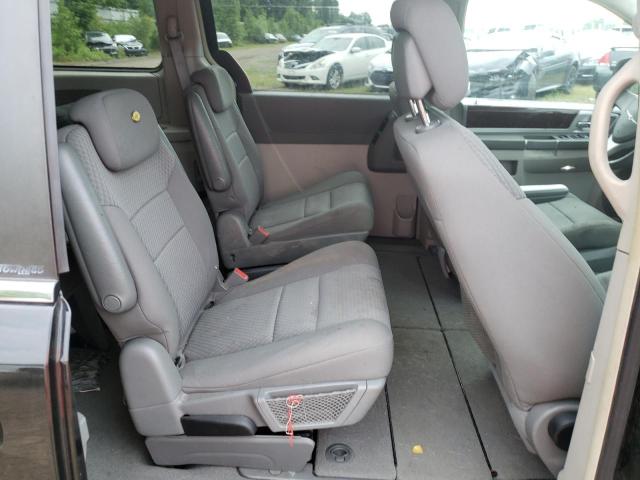 Photo 6 from auction – 2010 CHRYSLER TOWN & COU with VIN 2A4RR5D15AR415040