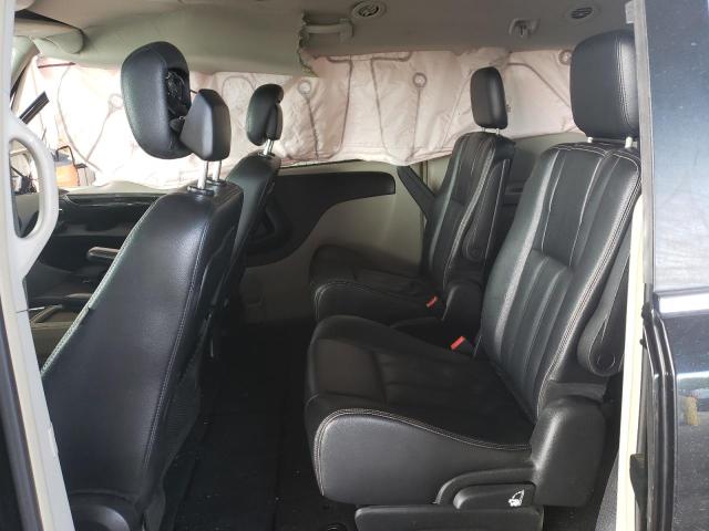 Photo 6 from auction – 2014 CHRYSLER TOWN & COU with VIN 2C4RC1BG3ER403708