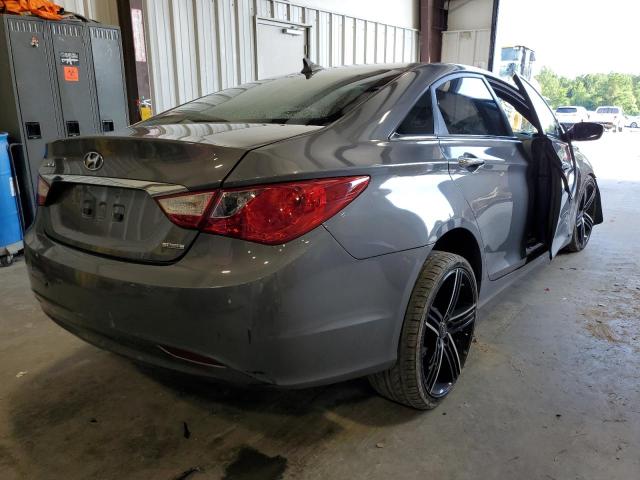 Photo 4 from auction – 2011 HYUNDAI SONATA SE with VIN 5NPEC4AC5BH258310
