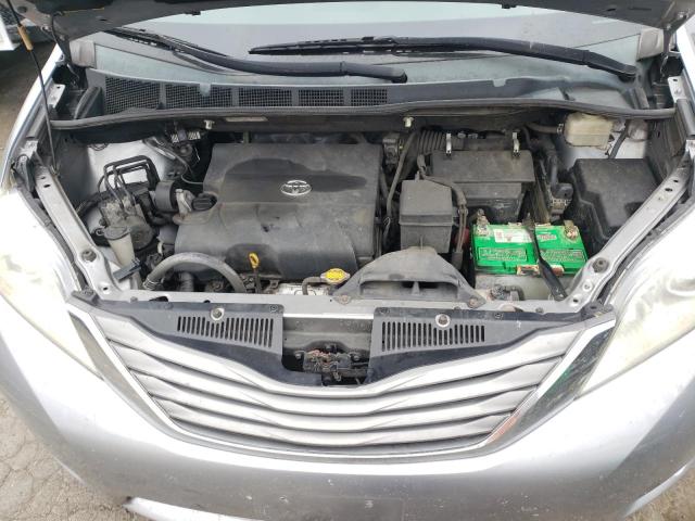 Photo 7 from auction – 2011 TOYOTA SIENNA XLE with VIN 5TDYK3DC5BS141780