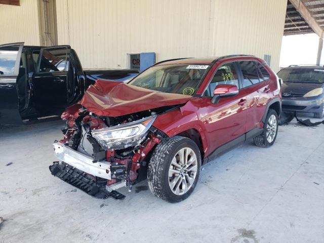 Photo 2 from auction – 2021 TOYOTA RAV4 XLE P with VIN JTMC1RFV2MD064489