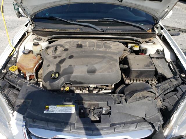 Photo 7 from auction – 2013 CHRYSLER 200 TOURIN with VIN 1C3CCBBG1DN556390