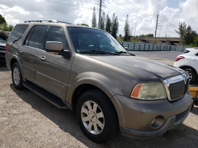 LINCOLN NAVIGATOR 2004 with VIN 5LMFU27R94LJ31245 - Photo from auction