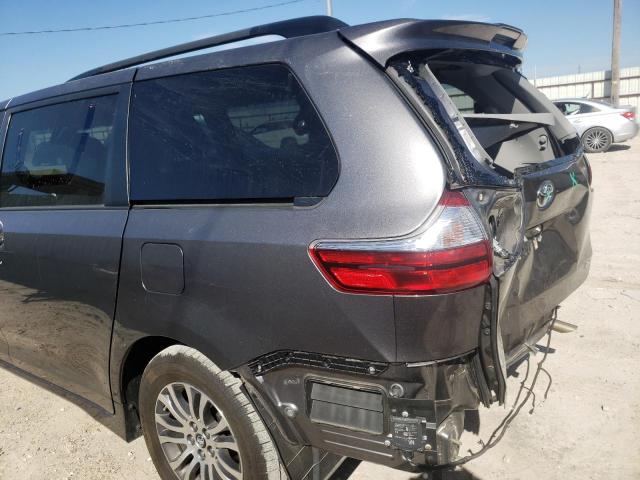 Photo 9 from auction – 2018 TOYOTA SIENNA XLE with VIN 5TDYZ3DCXJS941307