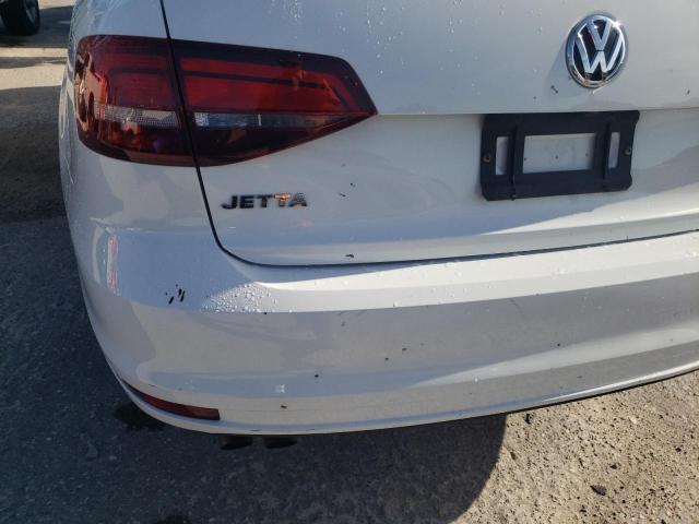 Photo 9 from auction – 2017 VOLKSWAGEN JETTA S with VIN 3VW2B7AJ0HM392132