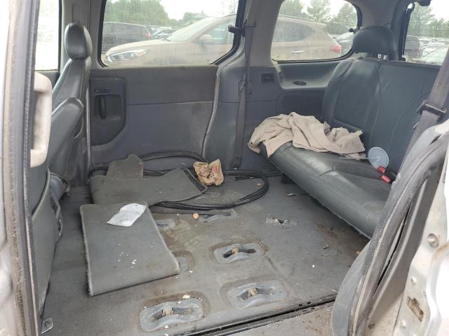 Photo 6 from auction – 2002 NISSAN QUEST with VIN 4N2ZN17T12D819347