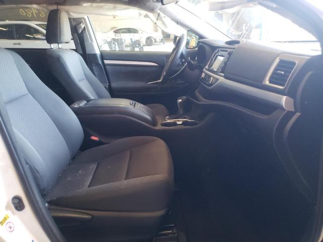 Photo 5 from auction – 2017 TOYOTA HIGHLANDER with VIN 5TDBGRFH1HS036388