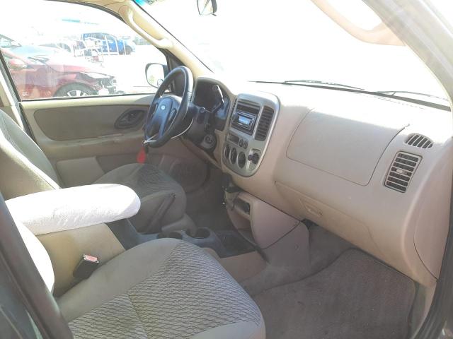 Photo 5 from auction – 2004 FORD ESCAPE XLT with VIN 1FMYU03114DA10672