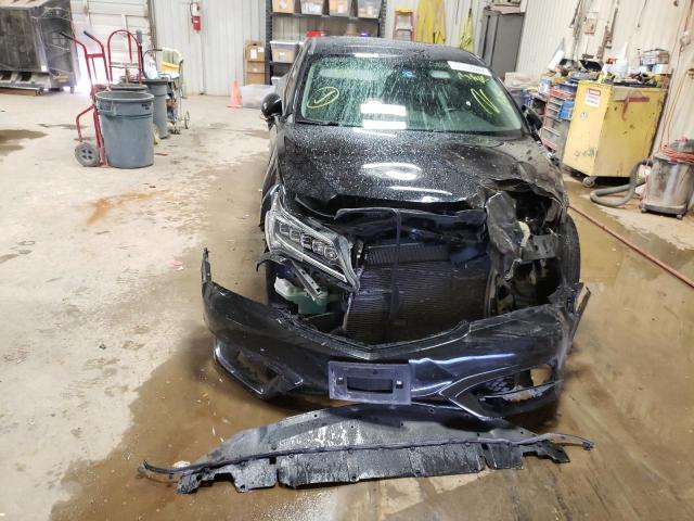 Photo 9 from auction – 2018 ACURA ILX BASE W with VIN 19UDE2F36JA008102