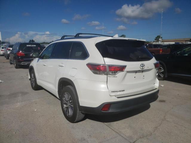 Photo 3 from auction – 2016 TOYOTA HIGHLANDER with VIN 5TDKKRFH3GS156903