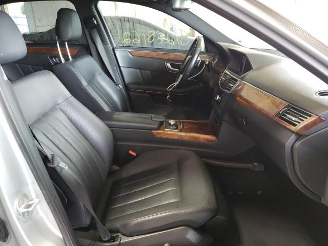 Photo 5 from auction – 2013 MERCEDES-BENZ E 550 4MAT with VIN WDDHF9BB1DA754874