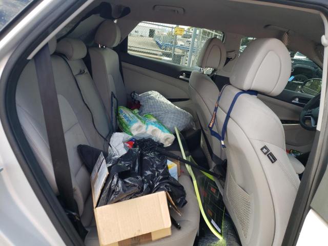 Photo 6 from auction – 2018 HYUNDAI TUCSON SE with VIN KM8J2CA40JU649353