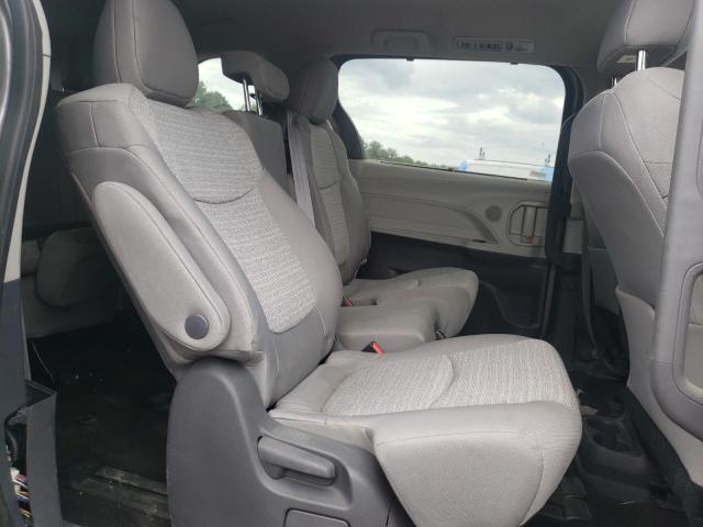 Photo 6 from auction – 2021 TOYOTA SIENNA LE with VIN 5TDKRKEC6MS042575