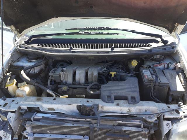 Photo 7 from auction – 2000 CHRYSLER TOWN & COU with VIN 1C4GP64L1YB619031