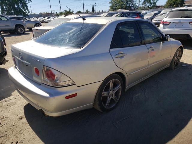 Photo 4 from auction – 2002 LEXUS IS 300 with VIN JTHBD192420055382