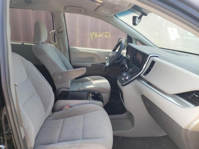 Photo 5 from auction – 2016 TOYOTA SIENNA LE with VIN 5TDKK3DC5GS730535