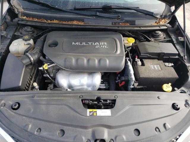 Photo 7 from auction – 2015 CHRYSLER 200 LIMITE with VIN 1C3CCCAB2FN542075