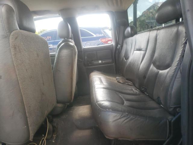 Photo 6 from auction – 2005 CHEVROLET SILVERADO with VIN 1GCHC29U15E107905