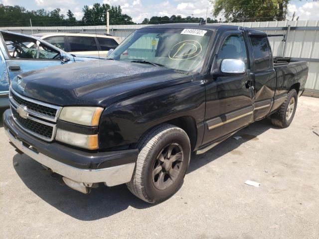 Photo 2 from auction – 2006 CHEVROLET SILVERADO with VIN 1GCEC19Z56Z145379