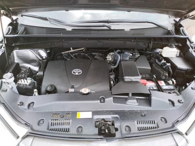 Photo 7 from auction – 2019 TOYOTA HIGHLANDER with VIN 5TDKZRFH1KS569858