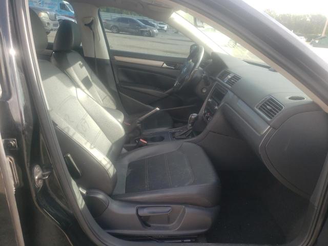 Photo 5 from auction – 2014 VOLKSWAGEN PASSAT S with VIN 1VWAS7A3XEC033607