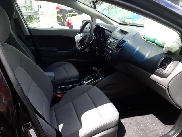 Photo 5 from auction – 2018 KIA FORTE LX with VIN 3KPFK4A76JE176647