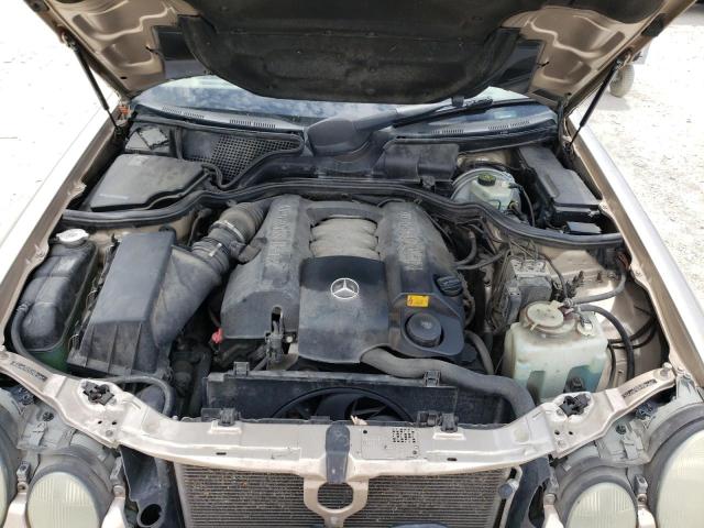 Photo 7 from auction – 2001 MERCEDES-BENZ E 320 with VIN WDBJF65J11B301937