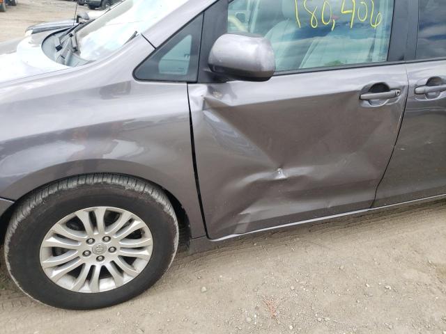 Photo 9 from auction – 2011 TOYOTA SIENNA XLE with VIN 5TDYK3DCXBS081012