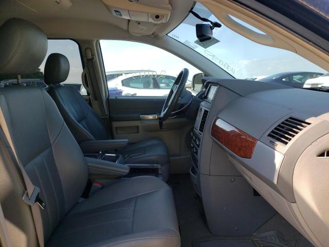 Photo 5 from auction – 2008 CHRYSLER TOWN & COU with VIN 2A8HR54P98R749614
