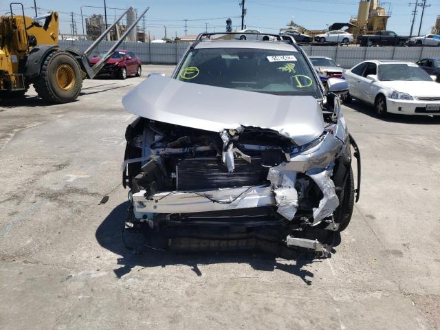 Photo 9 from auction – 2020 TOYOTA RAV4 XLE with VIN 2T3W1RFV4LC078975
