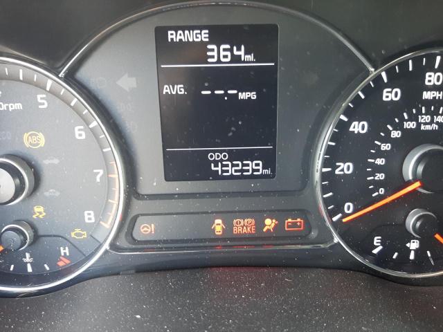 Photo 8 from auction – 2016 KIA FORTE LX with VIN KNAFX4A62G5510327