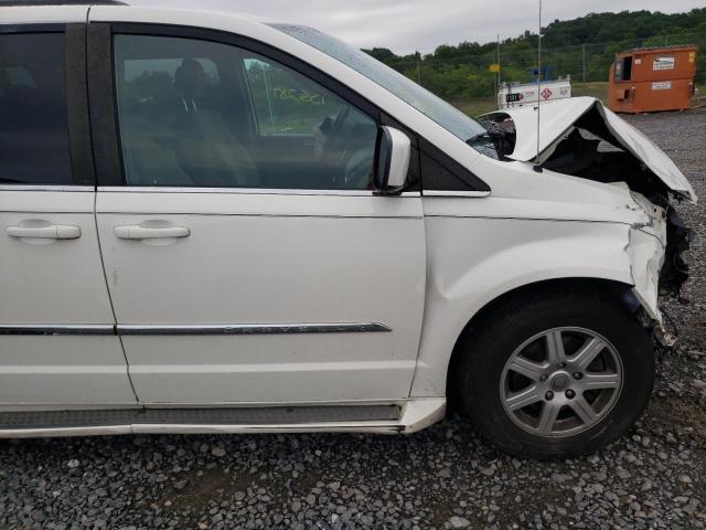 Photo 9 from auction – 2011 CHRYSLER TOWN & COU with VIN 2A4RR5DG4BR799138