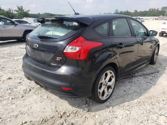 Photo 4 from auction – 2013 FORD FOCUS ST with VIN 1FADP3L97DL126892