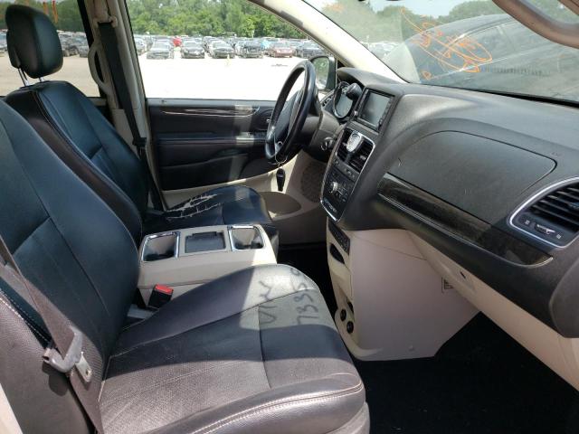 Photo 5 from auction – 2011 CHRYSLER TOWN & COU with VIN 2A4RR8DG1BR733552
