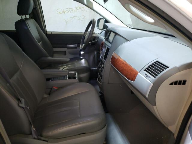 Photo 5 from auction – 2008 CHRYSLER TOWN & COU with VIN 2A8HR54P98R709405