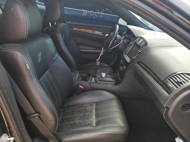 Photo 5 from auction – 2019 CHRYSLER 300 S with VIN 2C3CCABG6KH689324