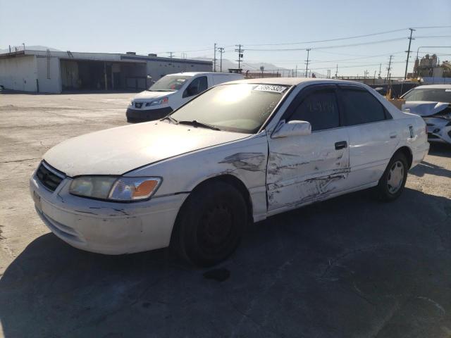 Photo 2 from auction – 2000 TOYOTA CAMRY CE with VIN 4T1BG22K2YU976991