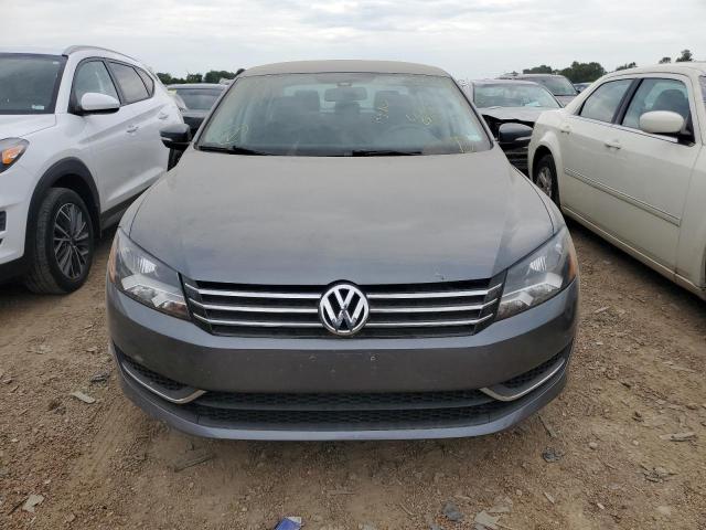Photo 9 from auction – 2014 VOLKSWAGEN PASSAT S with VIN 1VWAS7A38EC065200