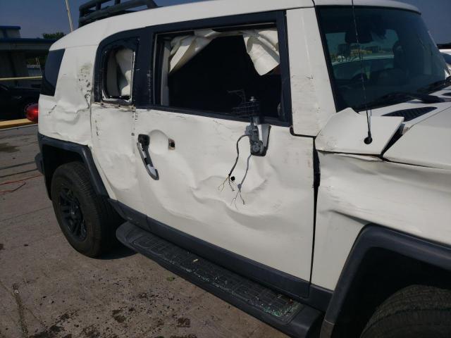 Photo 9 from auction – 2011 TOYOTA FJ CRUISER with VIN JTEBU4BF2BK101808