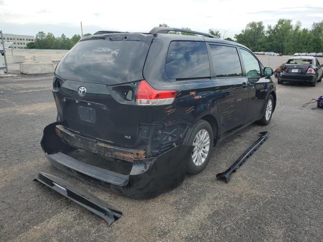 Photo 4 from auction – 2011 TOYOTA SIENNA XLE with VIN 5TDYK3DC0BS163976
