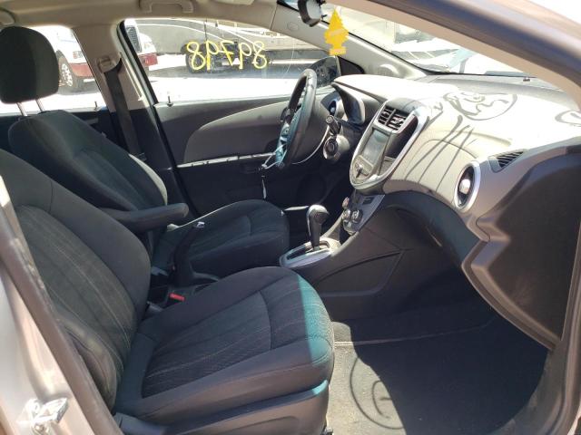 Photo 5 from auction – 2017 CHEVROLET SONIC LT with VIN 1G1JD5SG7H4123646