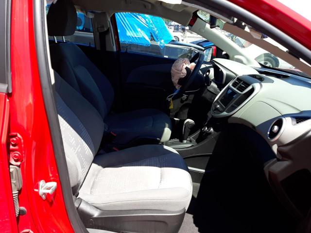 Photo 5 from auction – 2019 CHEVROLET SONIC with VIN 1G1JG6SB7K4109996