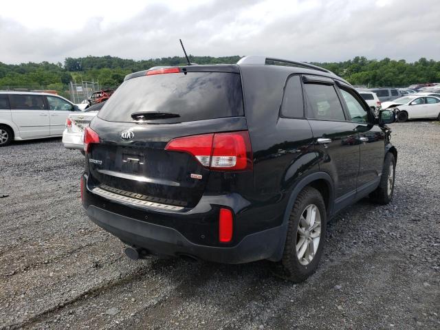 Photo 4 from auction – 2015 KIA SORENTO LX with VIN 5XYKTCA64FG637061
