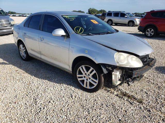 VOLKSWAGEN JETTA WOLF 2007 with VIN 3VWEF71K17M182292 - Photo from auction