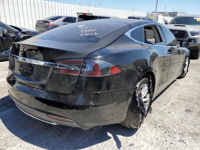 Photo 4 from auction – 2013 TESLA MODEL S with VIN 5YJSA1CG8DFP20044